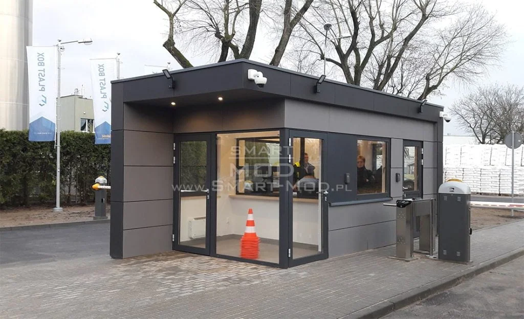 stróżówka wartownie z korytarzem